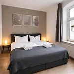 Raha - Modernes Studio-apartment - Hbf Apartment Erfurt