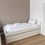 Raha - Modernes Studio-apartment - Hbf - Privat Parkplatz *