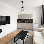 Raha - Modernes Studio-apartment - Hbf - Privat Parkplatz Erfurt