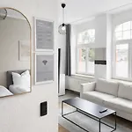 Raha - Modernes Studio-apartment - Hbf Apartment *
