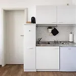 Raha - Modernes Studio-apartment - Hbf Apartment Erfurt