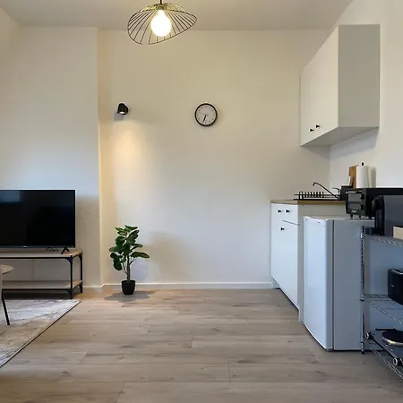 Raha - Modernes Studio-apartment - Hbf - Gratis Parkplatz