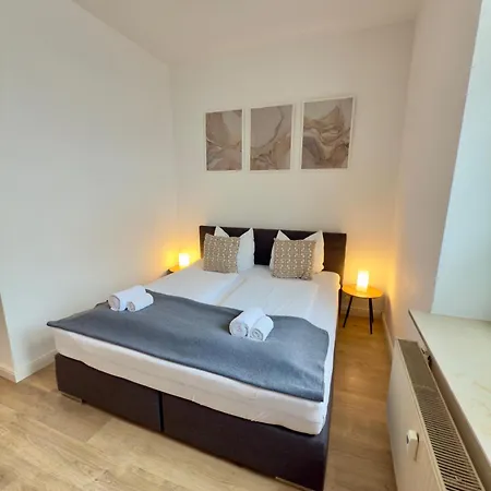 Raha - Modernes Studio-apartment - Hbf - Gratis Parkplatz Apartment *