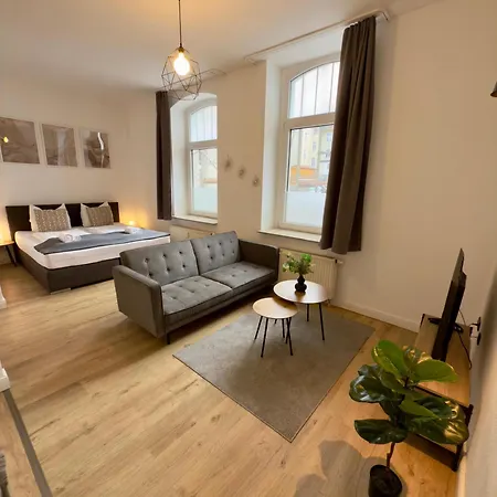 Raha - Modernes Studio-apartment - Hbf - Gratis Parkplatz Apartment *