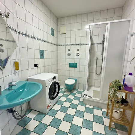 Raha - Modernes Studio-apartment - Hbf - Gratis Parkplatz Apartment Erfurt