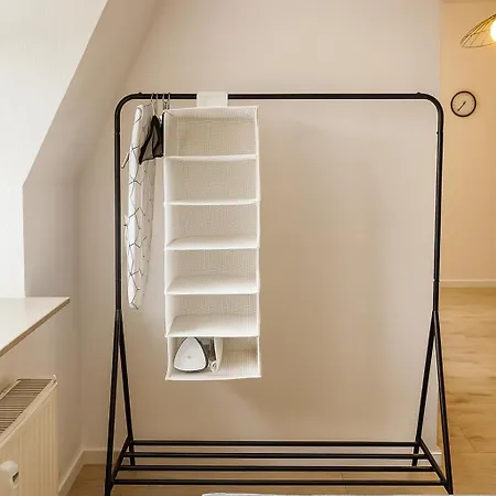 Raha - Modernes Studio-apartment - Hbf Эрфурт
