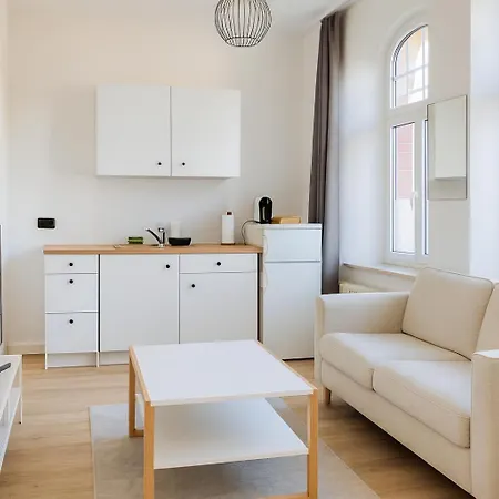 Raha - Modernes Studio-apartment - Hbf - Privat Parkplatz