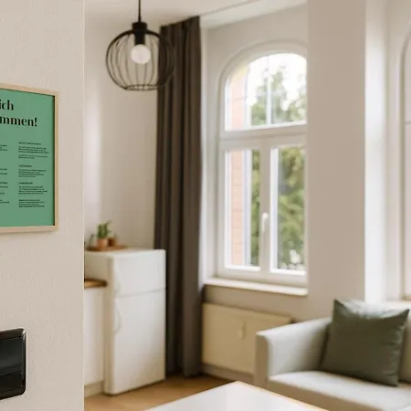 Raha - Modernes Studio-apartment - Hbf - Privat Parkplatz 公寓 埃尔福特