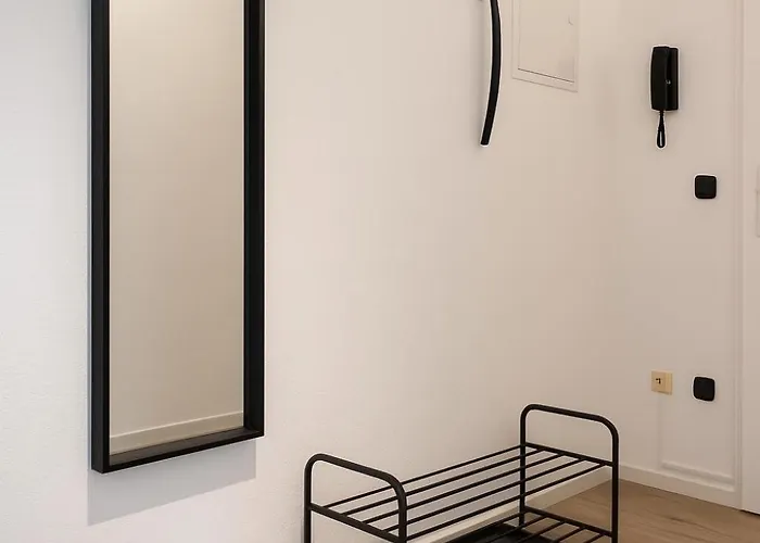 Raha - Modernes Studio-apartment - Hbf - Privat Parkplatz * Erfurt