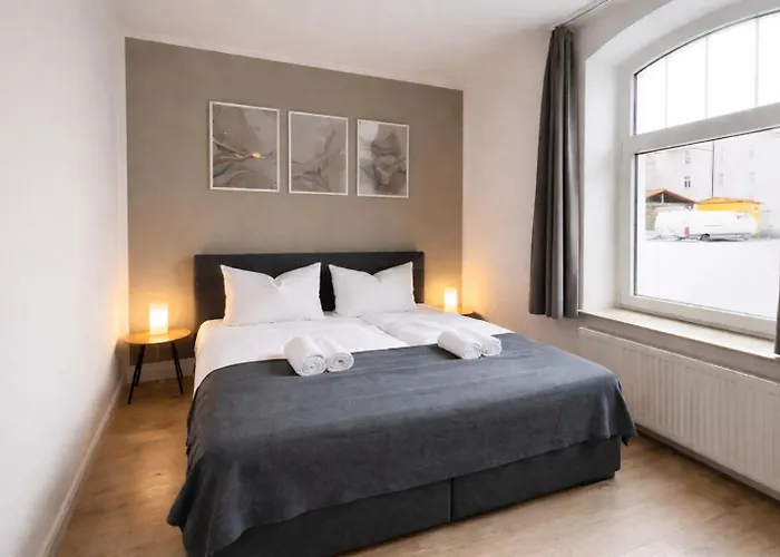 Raha - Modernes Studio-apartment - Hbf - Privat Parkplatz 公寓 埃尔福特