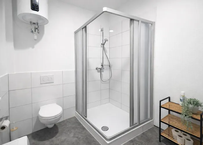 Raha - Modernes Studio-apartment - Hbf - Privat Parkplatz